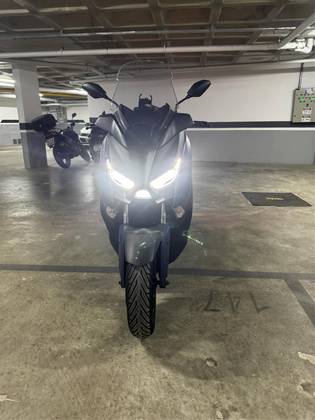 YAMAHA XMAX ABS 